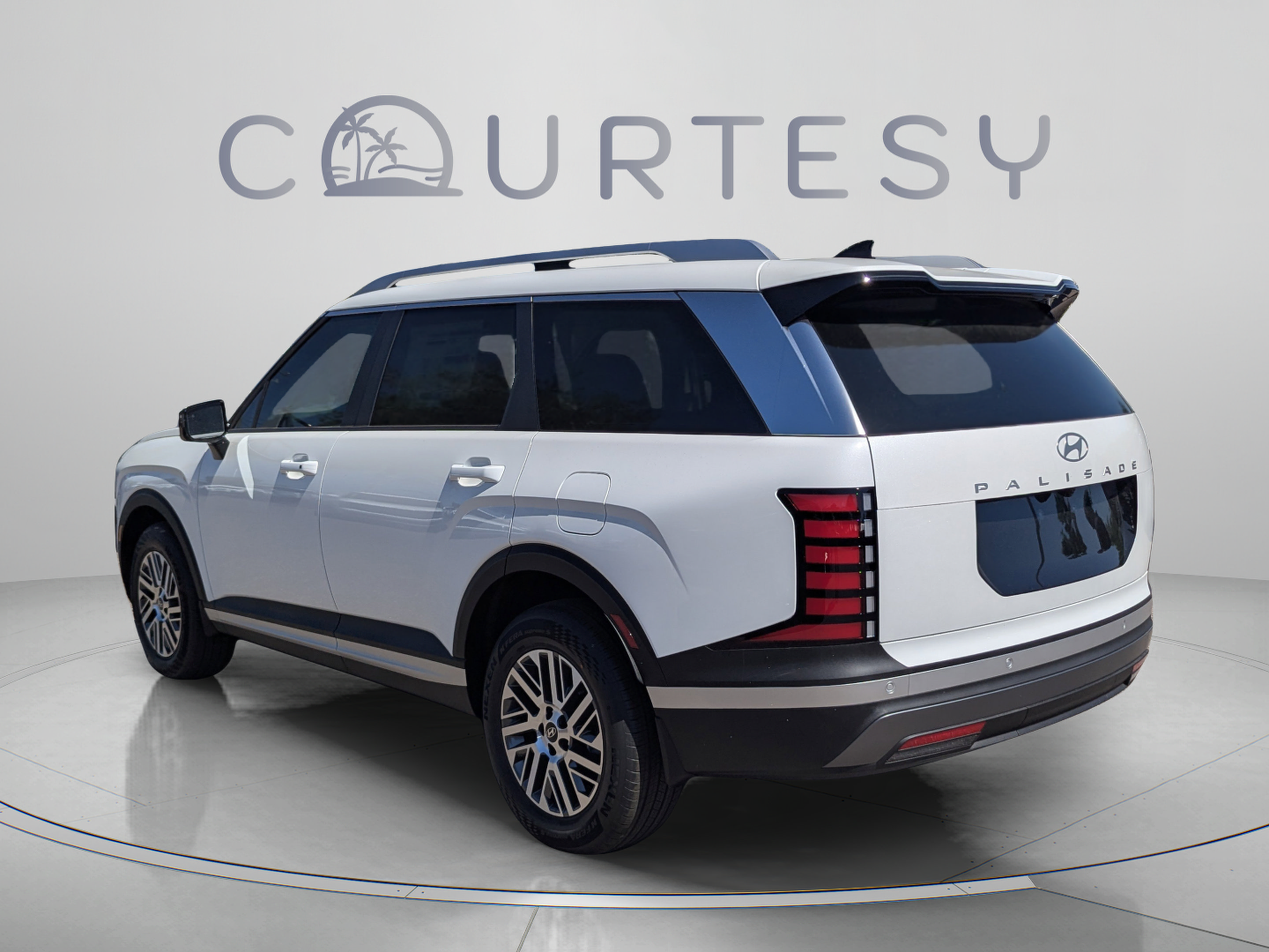 New 2026 Hyundai Palisade SEL FWD image 3