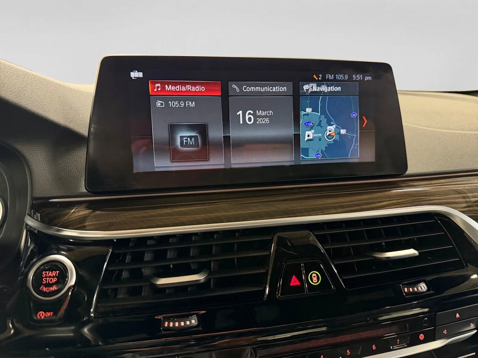 Used 2018 BMW 530i xDrive 530i xDrive Sedan 4D w/ Premium Package image 29