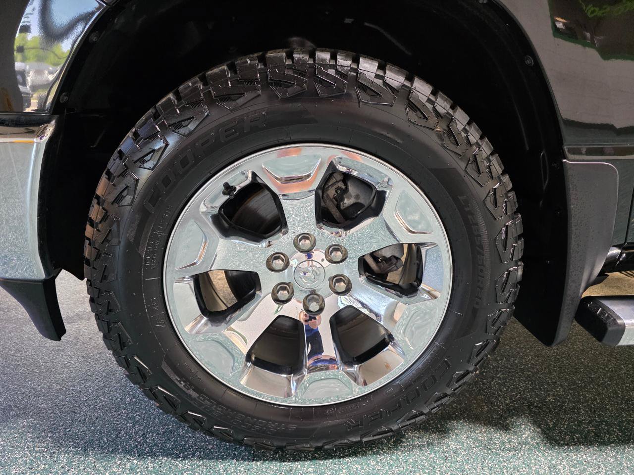 Used 2021 RAM 1500 Big Horn AWD/4WD image 12