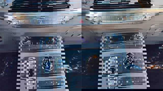 Used 2022 Hyundai Palisade Calligraphy w/ Cargo Package image 34