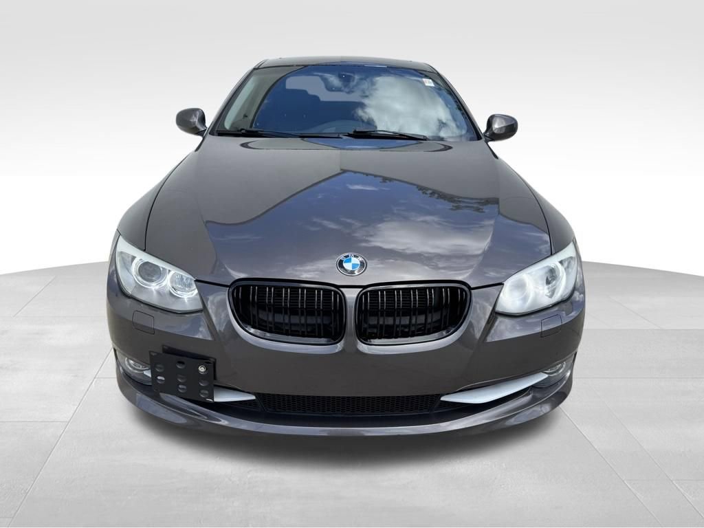 Used 2011 BMW 335i xDrive Coupe AWD/4WD image 3