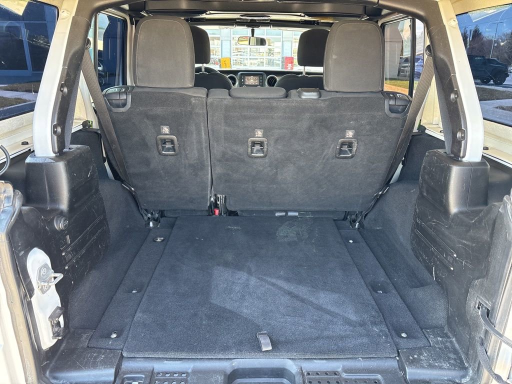 Used 2018 Jeep Wrangler Unlimited Sport AWD/4WD image 11