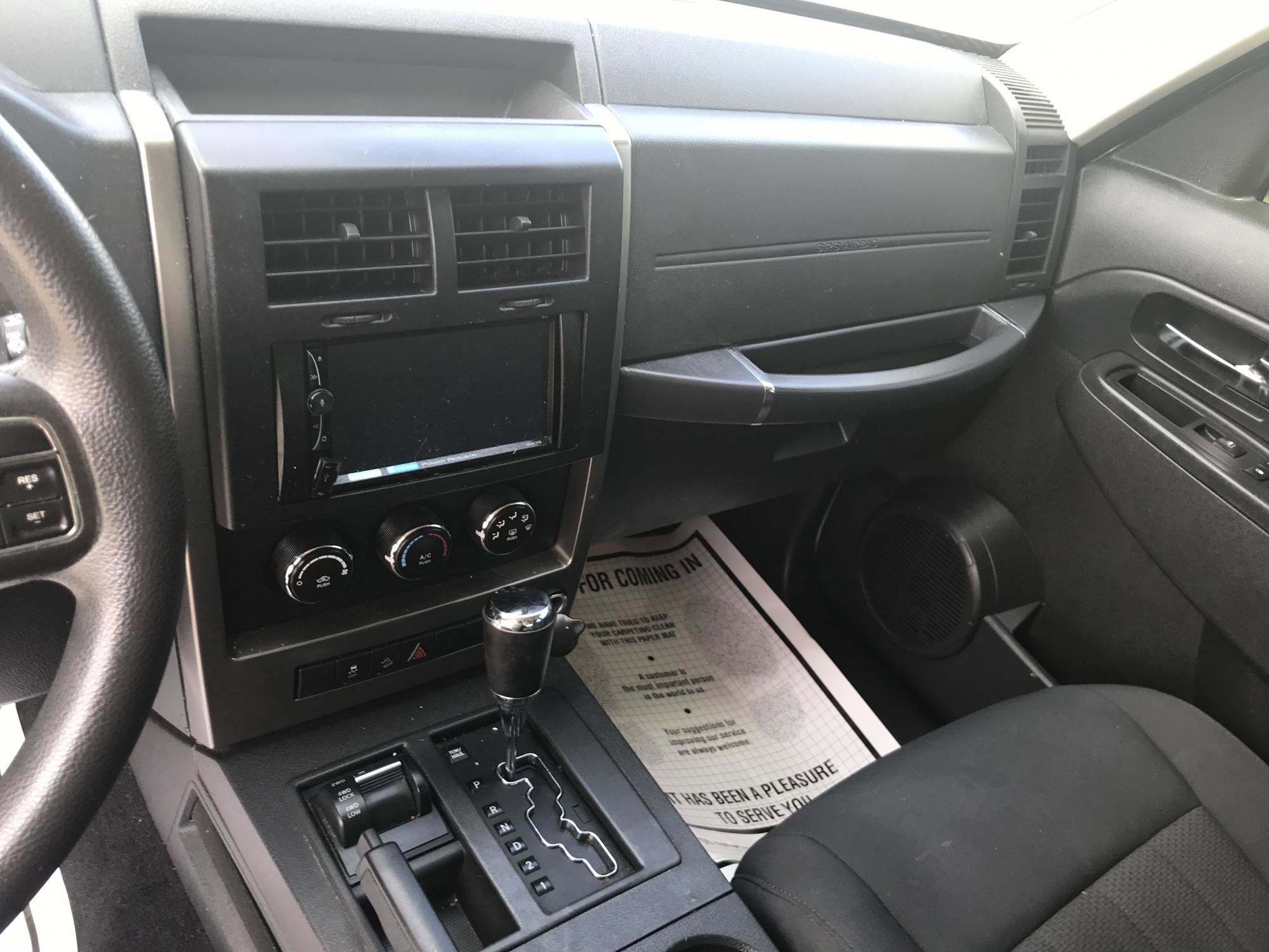 Used 2012 Jeep Liberty Sport image 13