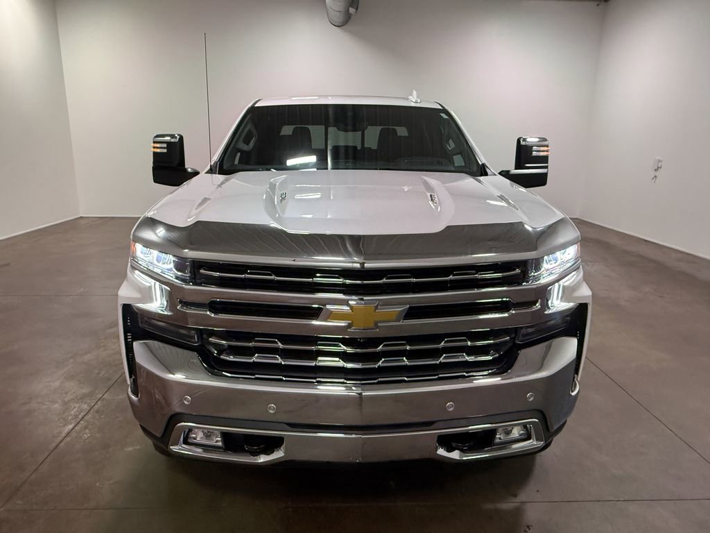 Used 2021 Chevrolet Silverado 1500 LTZ w/ LTZ Premium Package AWD/4WD image 43