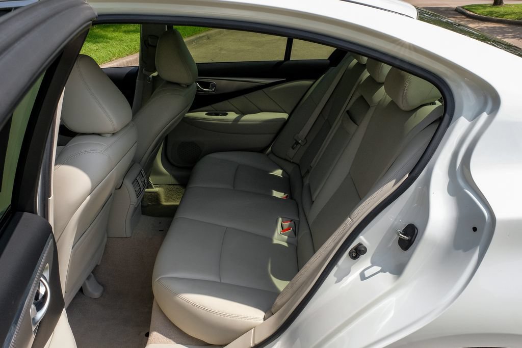 Used 2014 INFINITI Q50 Premium w/ Navigation Package RWD image 46