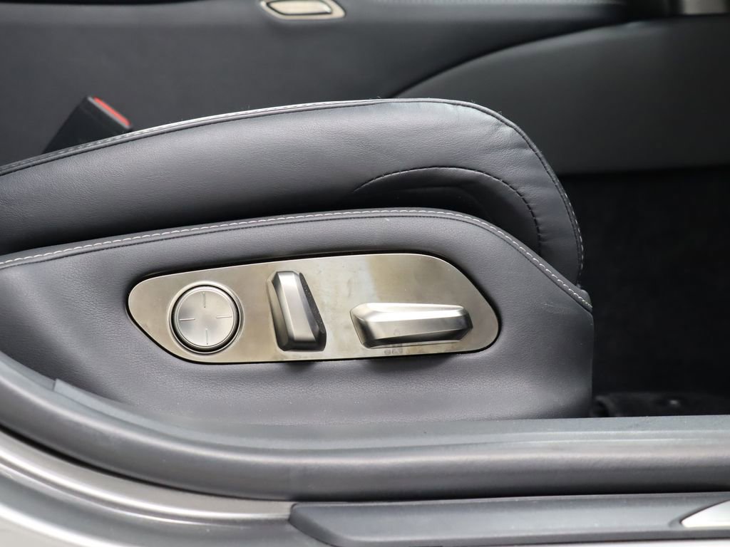 Used 2019 Lexus LS 500 w/ Interior Upgrade Package RWD image 29
