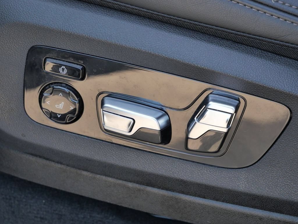 Used 2026 BMW X5 M60i AWD/4WD image 38