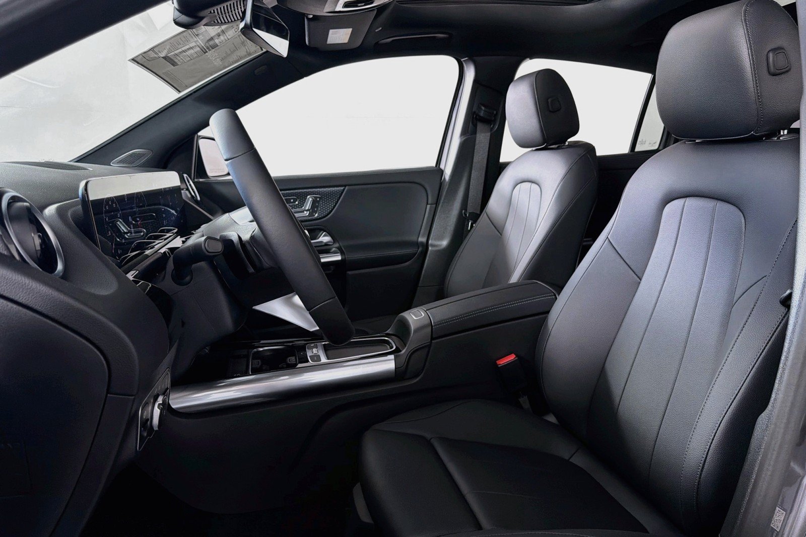 New 2026 Mercedes-Benz GLA 250 image 16