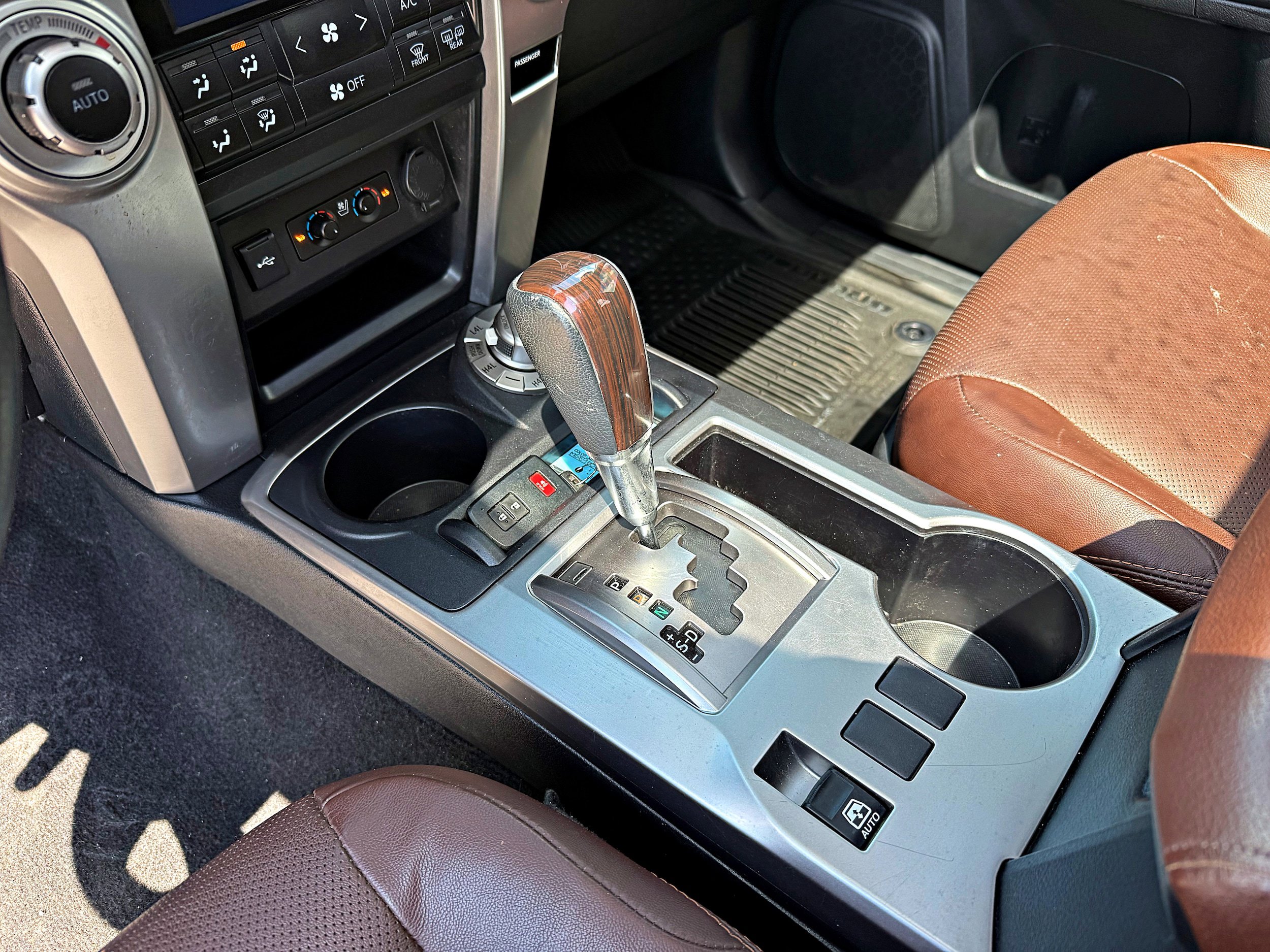 Used 2021 Toyota 4Runner Limited AWD/4WD image 20