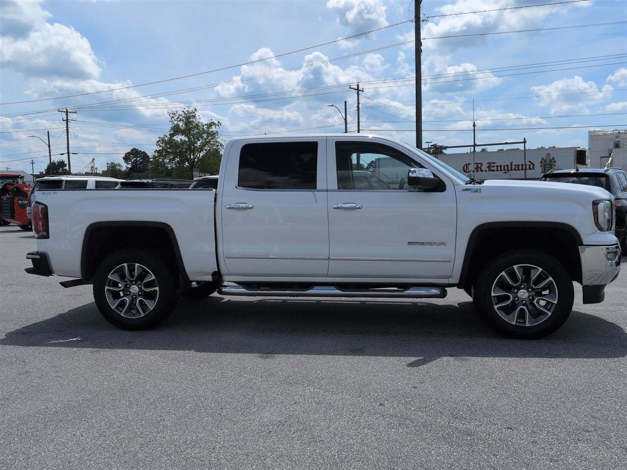 Used 2018 GMC Sierra 1500 SLT AWD/4WD image 2