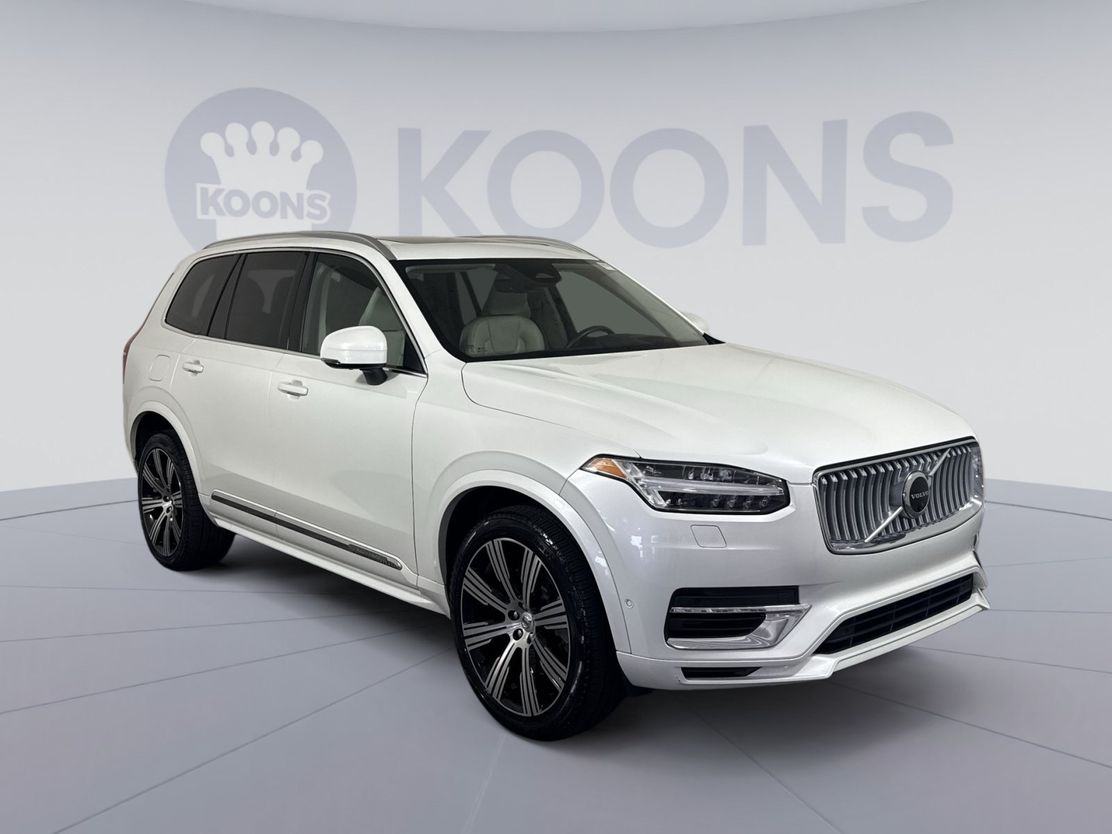 Used 2023 Volvo XC90 T8 Ultimate AWD/4WD image 10