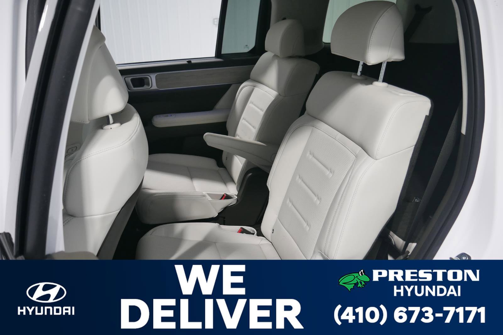 Used 2025 Hyundai Santa Fe Calligraphy image 11