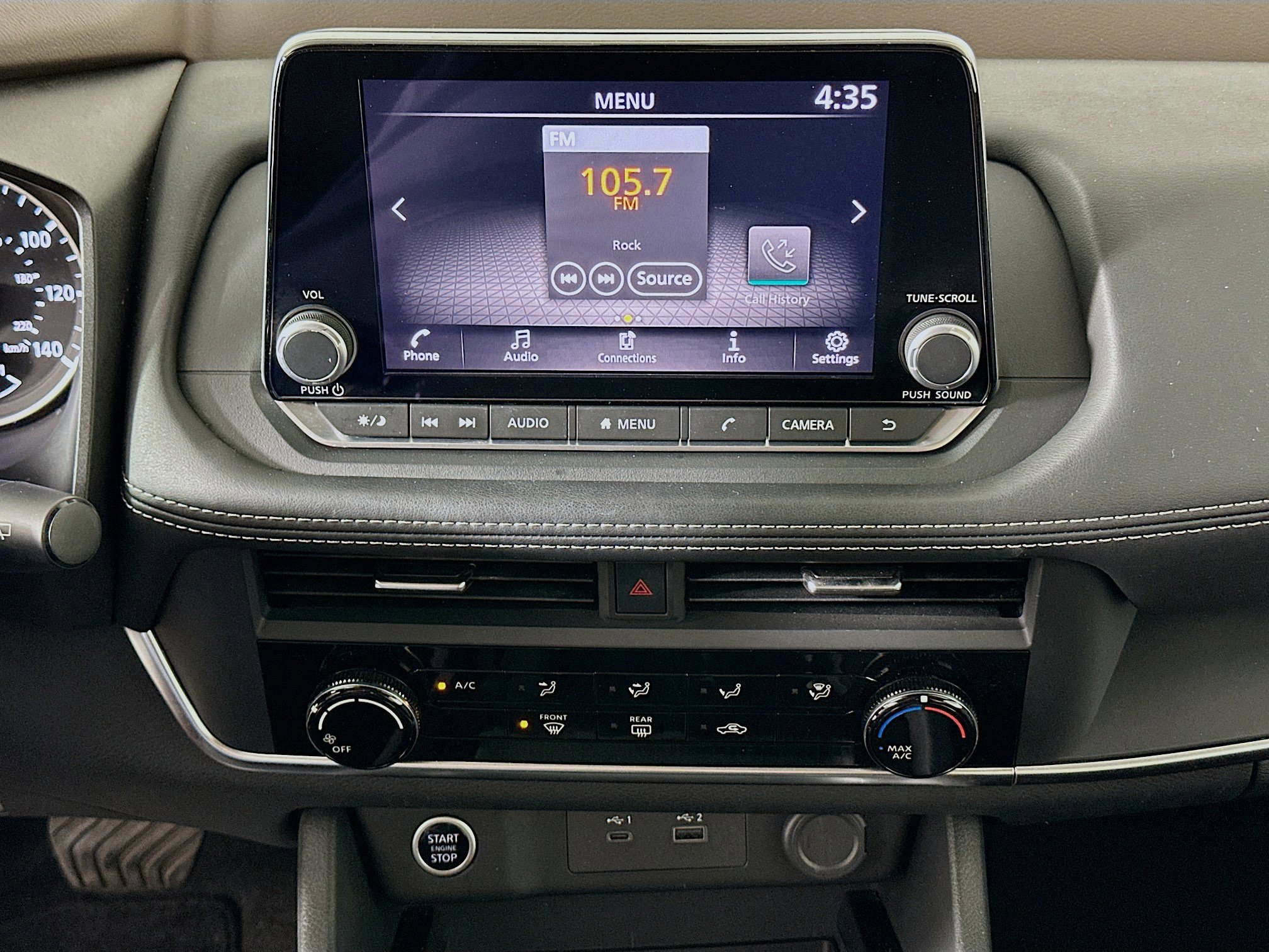 Used 2023 Nissan Rogue S image 23