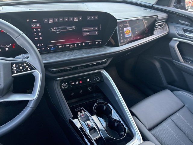 New 2025 Audi Q5 Prestige image 32