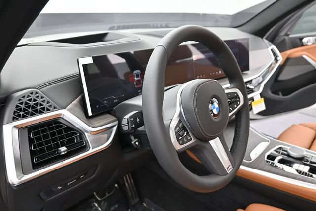 New 2026 BMW X5 xDrive40i w/ M Sport Package AWD/4WD image 18