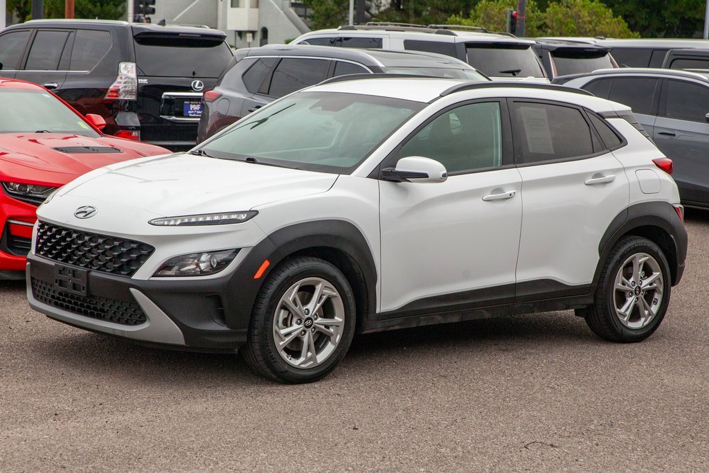 Used 2023 Hyundai Kona SEL image 9
