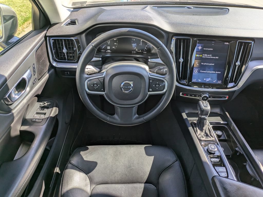 Used 2019 Volvo S60 T6 Momentum w/ Multimedia Package AWD/4WD image 15