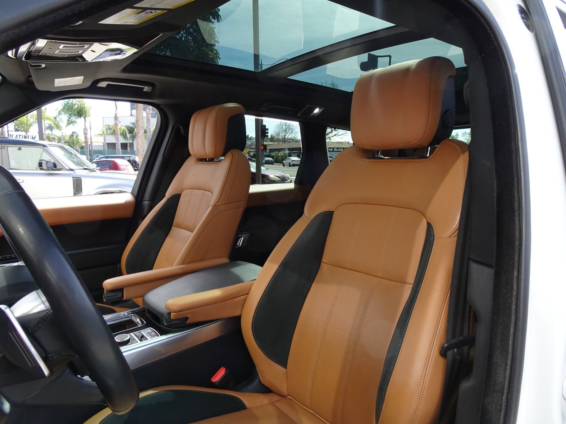 Used 2020 Land Rover Range Rover Sport HSE Dynamic AWD/4WD image 11
