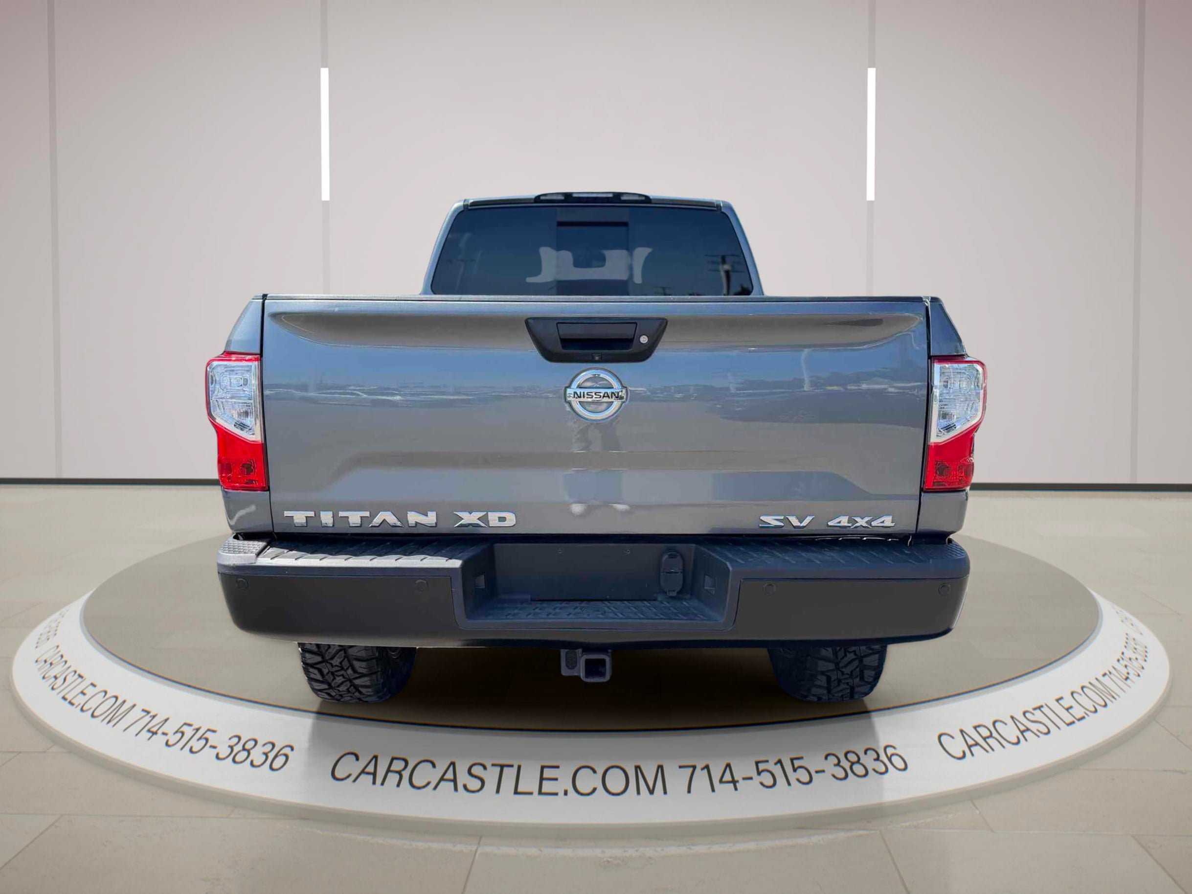 Used 2018 Nissan Titan SV w/ SV Convenience Package AWD/4WD image 4