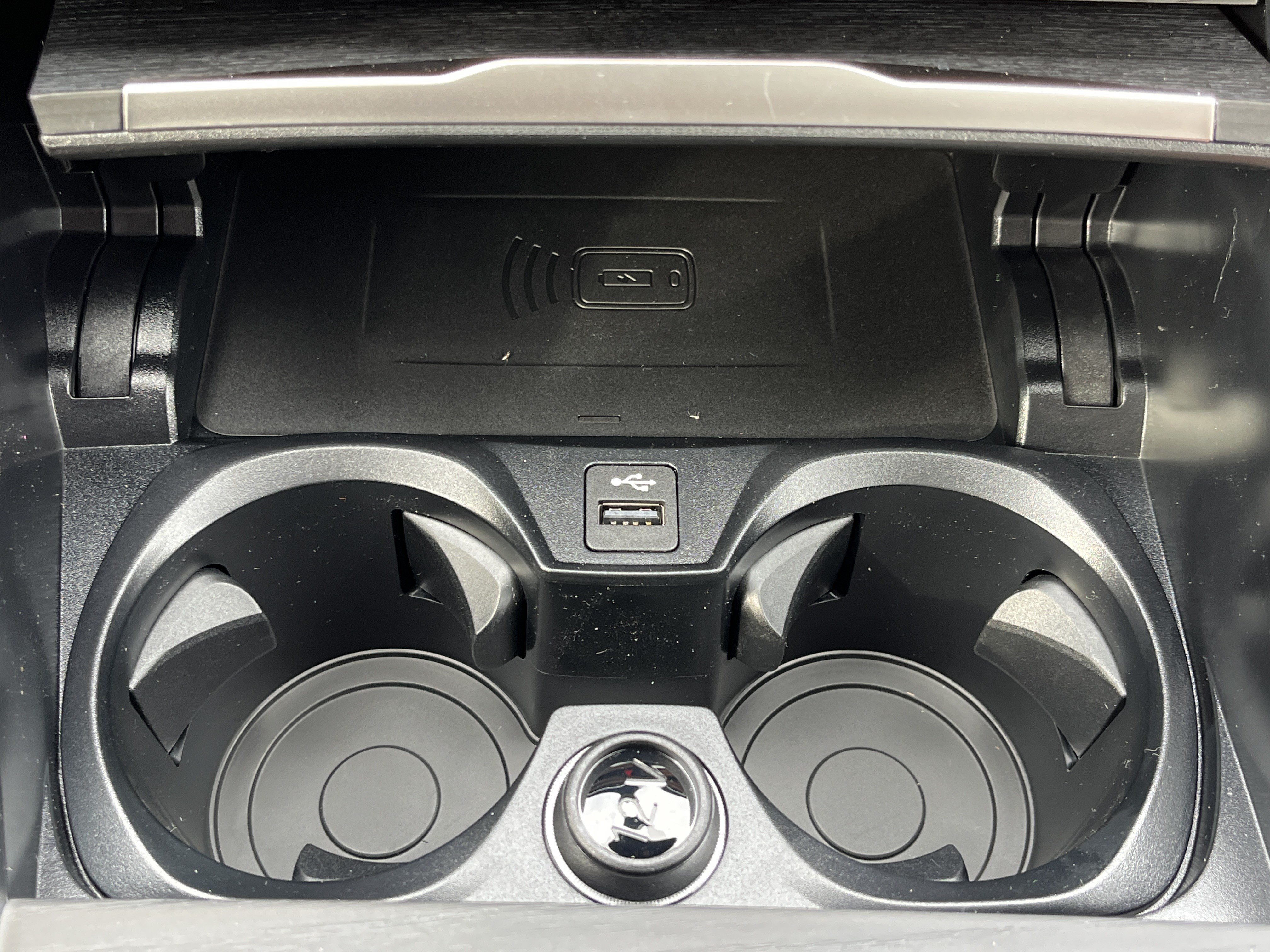 New 2026 BMW 330i Sedan w/ M Sport Package RWD image 7