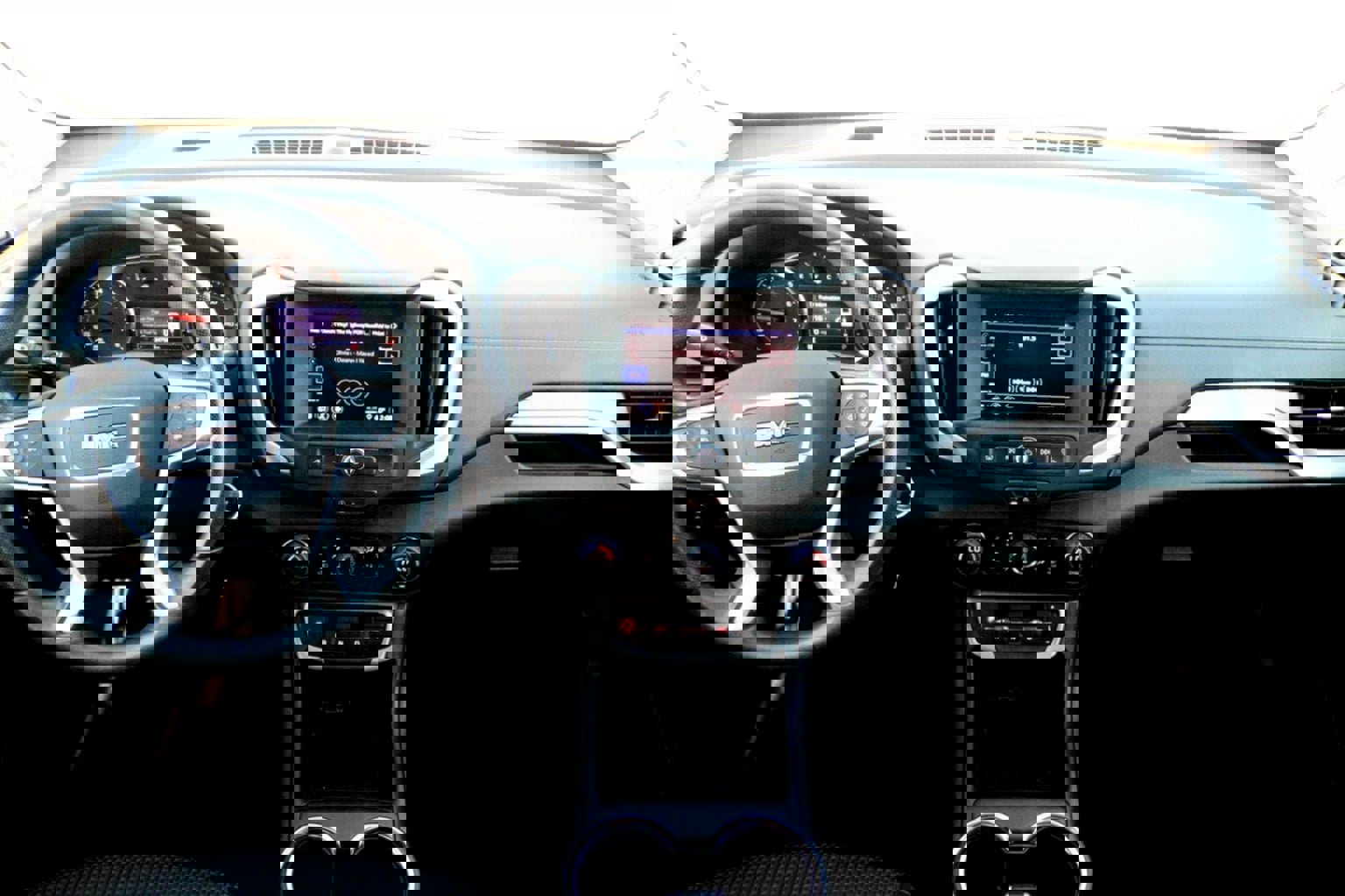 Used 2022 GMC Terrain SLE w/ Driver Convenience Package image 19