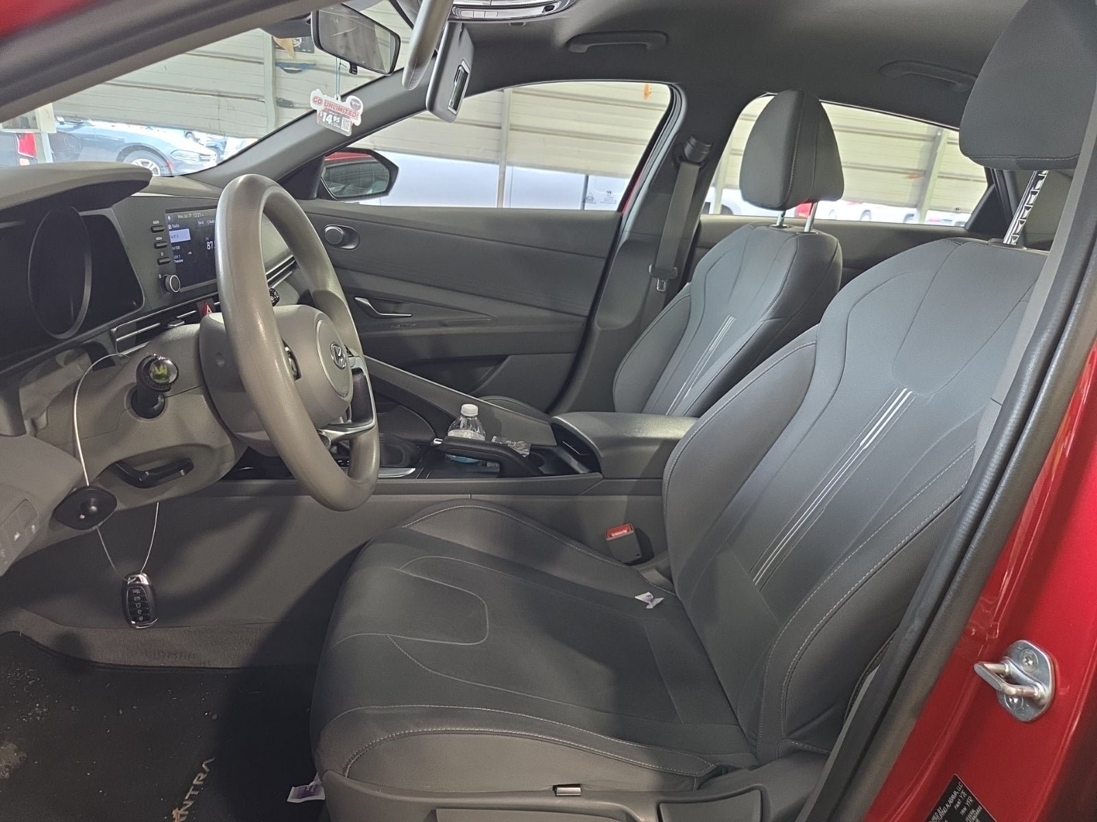 Used 2022 Hyundai Elantra SEL FWD image 8