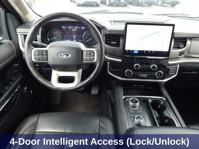 Used 2024 Ford Expedition XLT AWD/4WD image 16