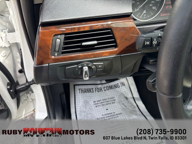 Used 2011 BMW 328i Sedan RWD image 12