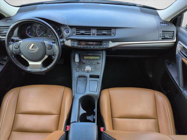 Used 2016 Lexus CT 200h image 15