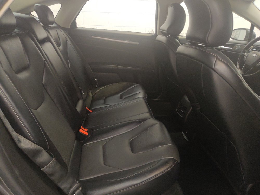 Used 2019 Ford Fusion Energi Titanium image 19