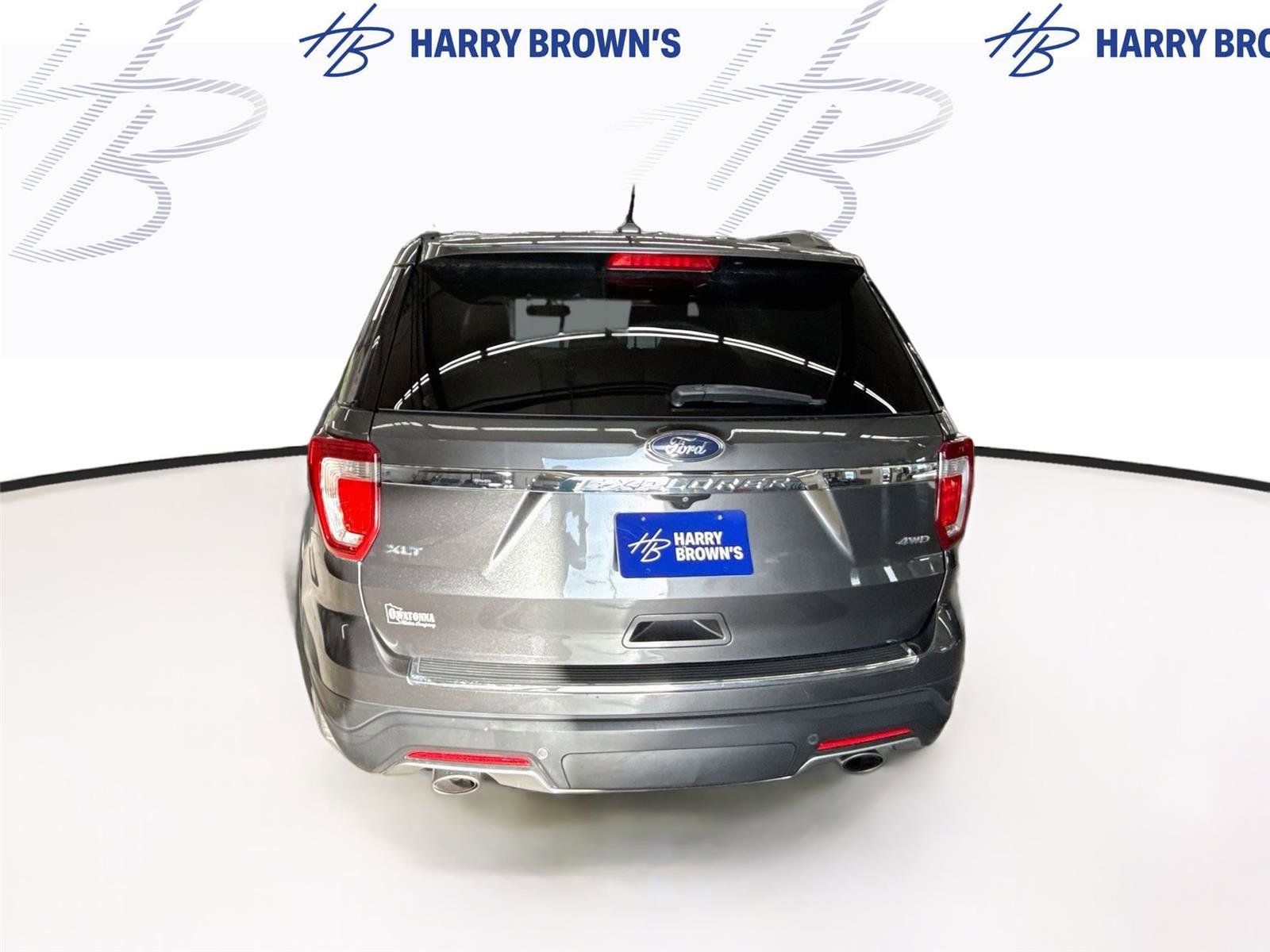 Used 2018 Ford Explorer XLT w/ Equipment Group 201A AWD/4WD image 9