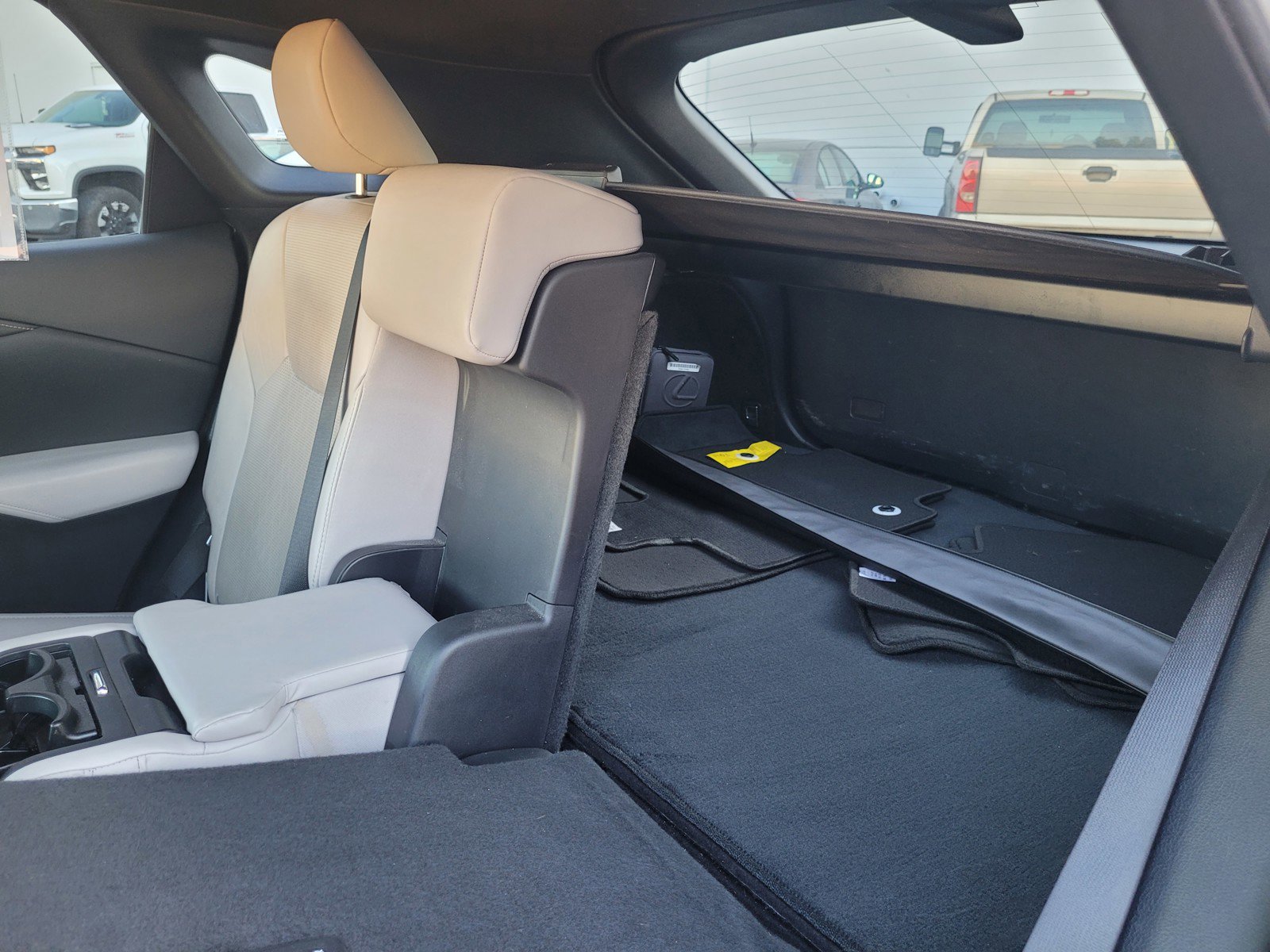 Used 2023 Lexus RX 350 w/ Accessory Package (Z1) image 12