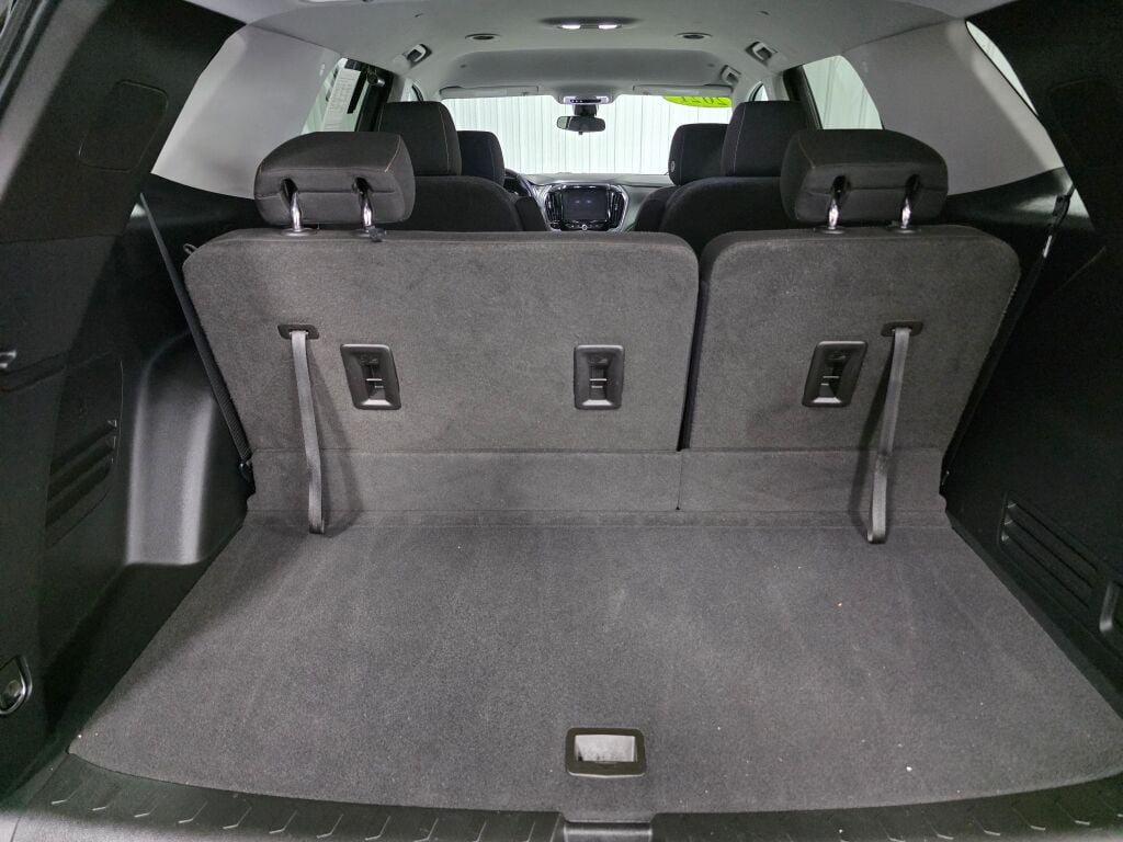 Used 2021 Chevrolet Traverse LT AWD/4WD image 11