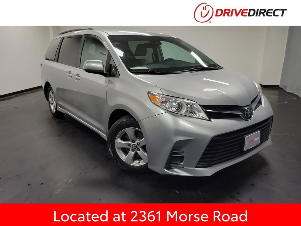 Used 2019 Toyota Sienna LE w/ LE Preferred Package