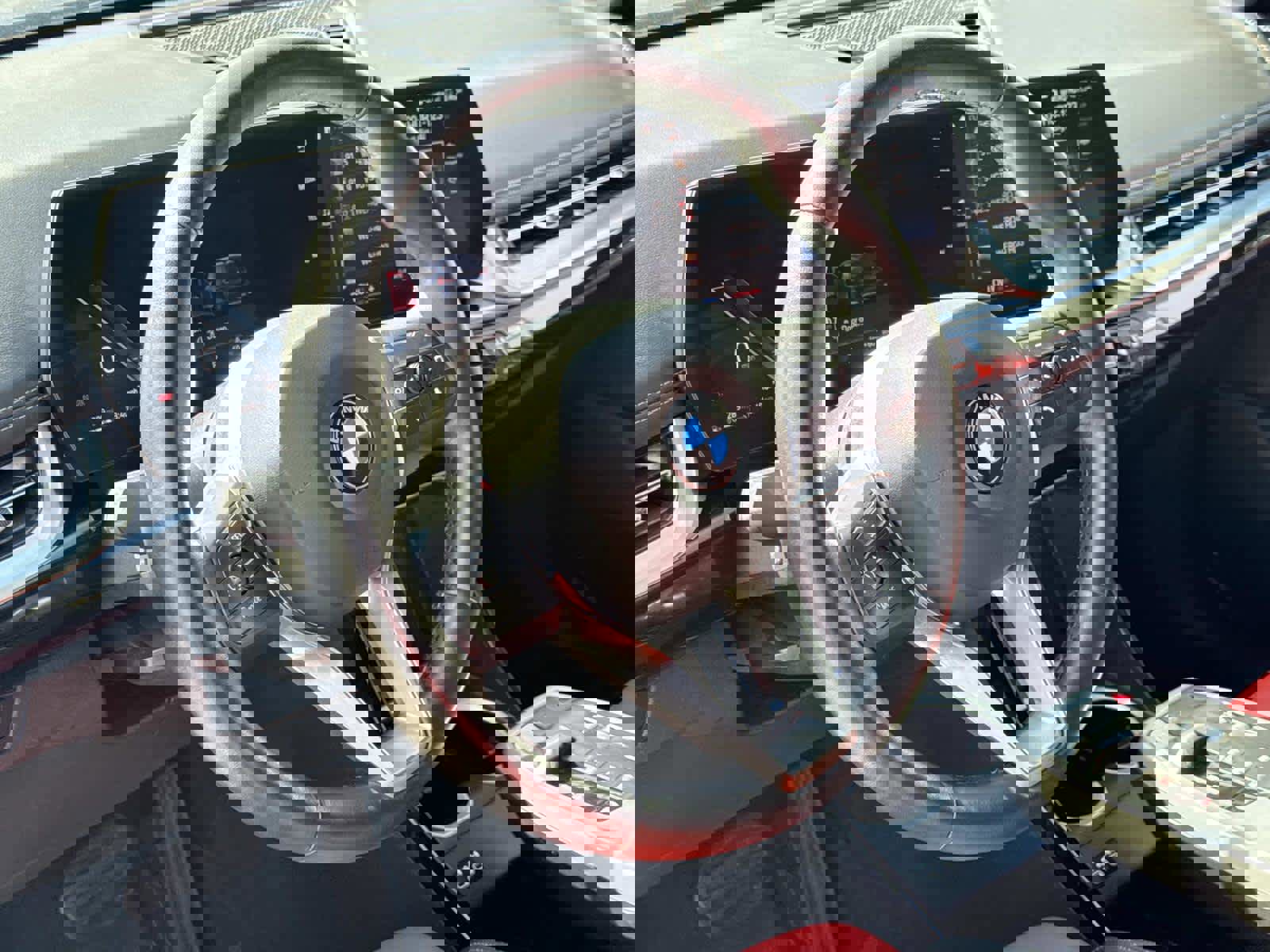 Used 2023 BMW X1 xDrive28i w/ Convenience Package image 2