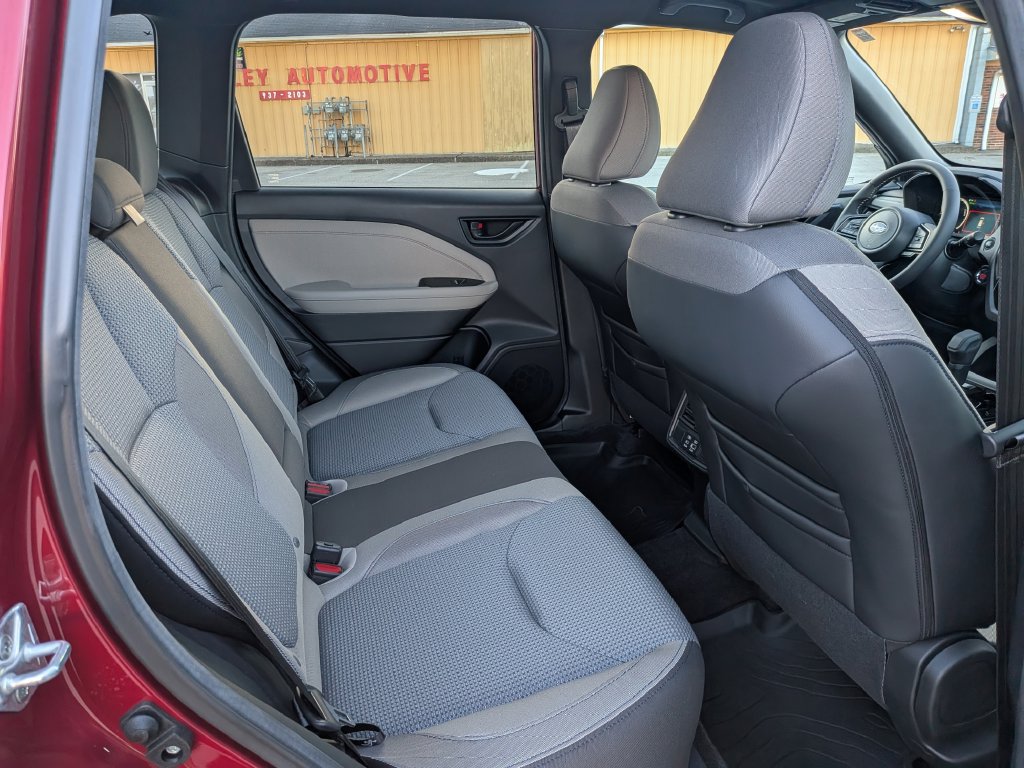 Used 2026 Subaru Forester Premium AWD/4WD image 21