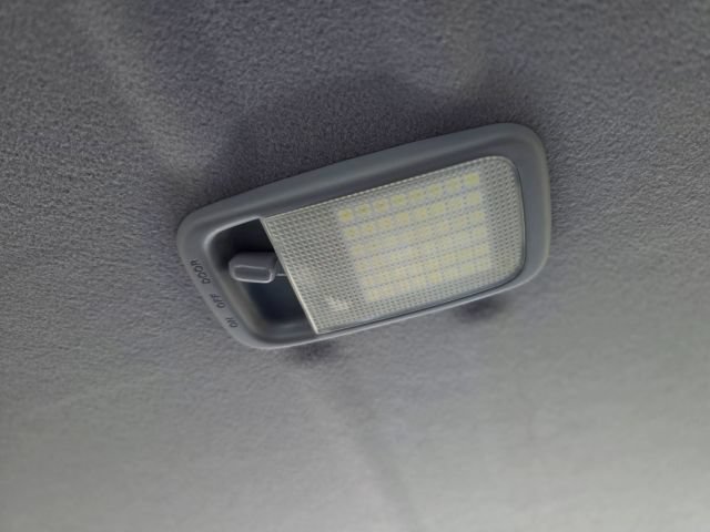 Used 2003 Toyota RAV4 2WD image 34