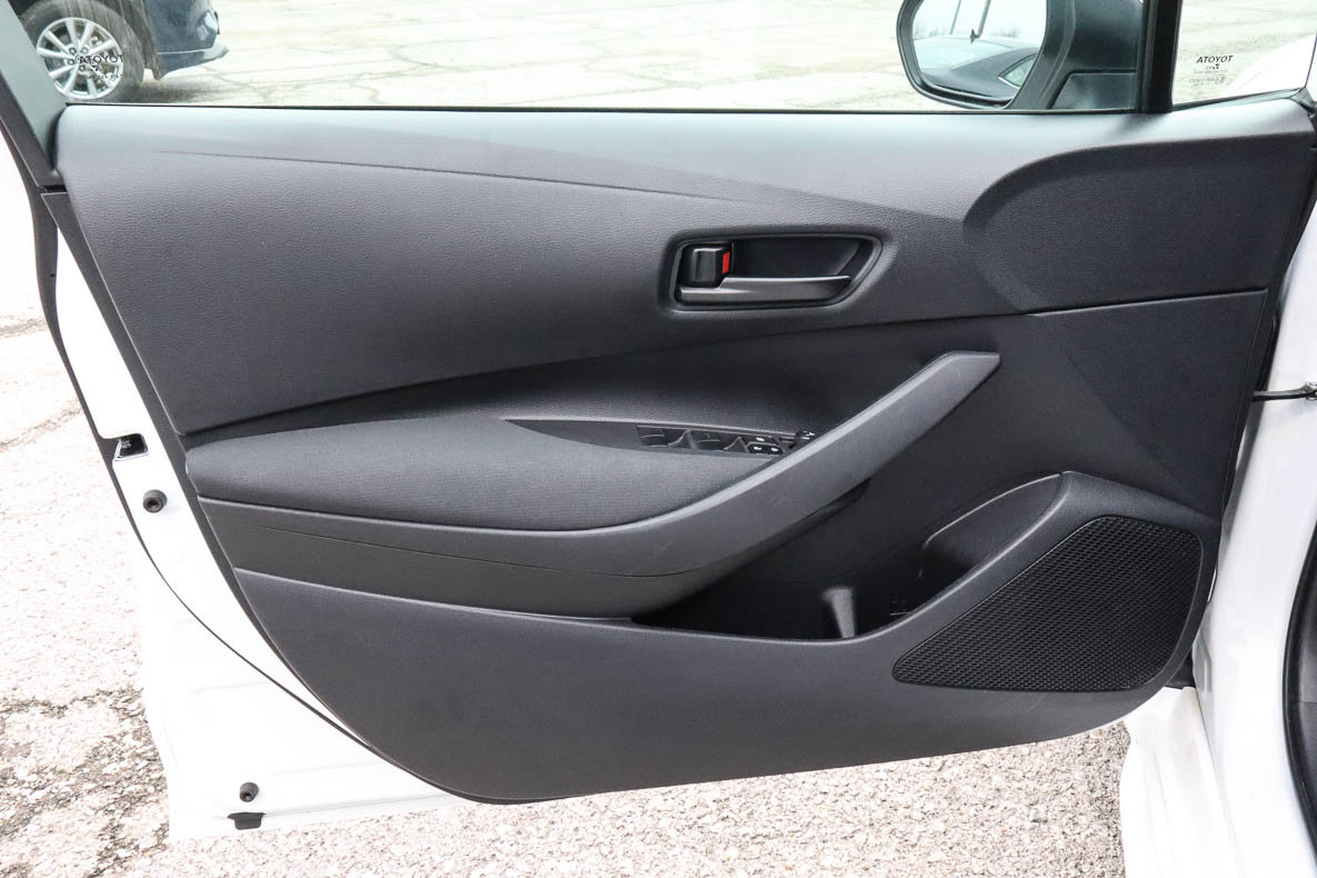 Used 2024 Toyota Corolla LE FWD image 13