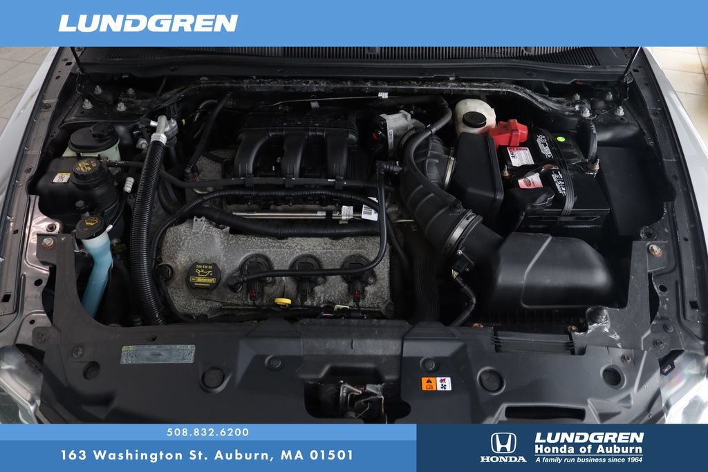 Used 2011 Ford Taurus Limited w/ 302A Rapid Spec Order Code FWD image 28