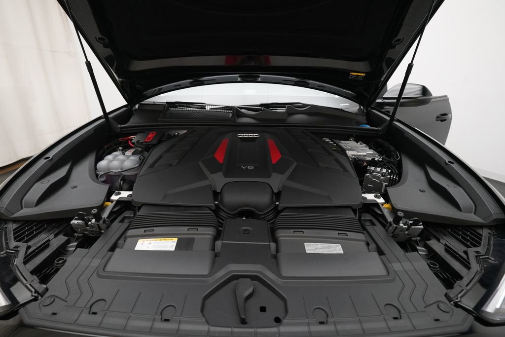 New 2026 Audi SQ8 Prestige AWD/4WD image 3