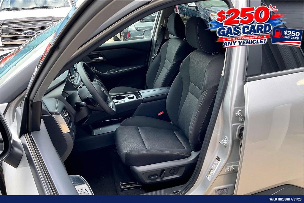 Used 2024 Nissan Rogue SV AWD/4WD image 25