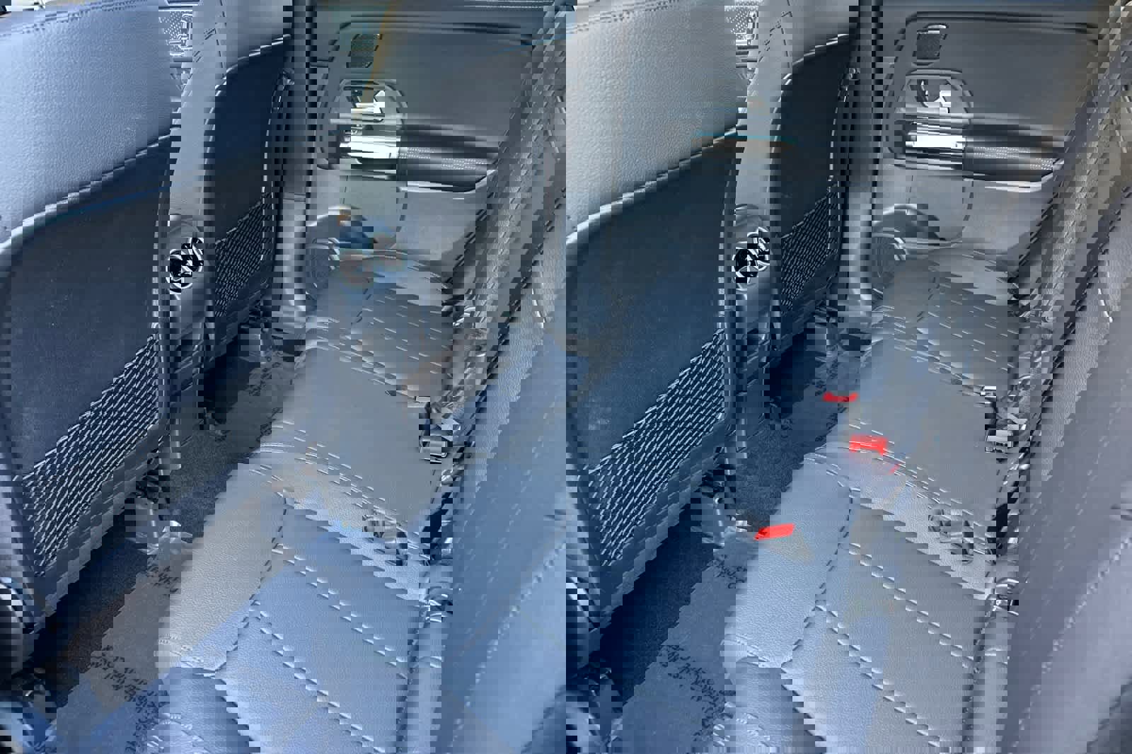 New 2026 Mercedes-Benz GLB 250 image 11