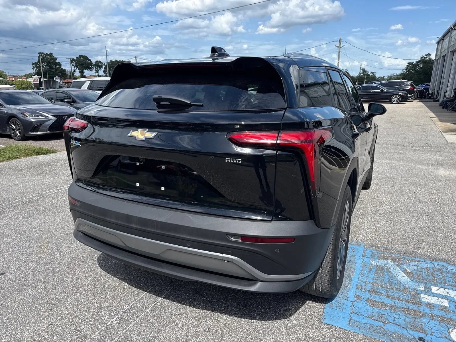 Used 2024 Chevrolet Blazer EV LT AWD/4WD image 8