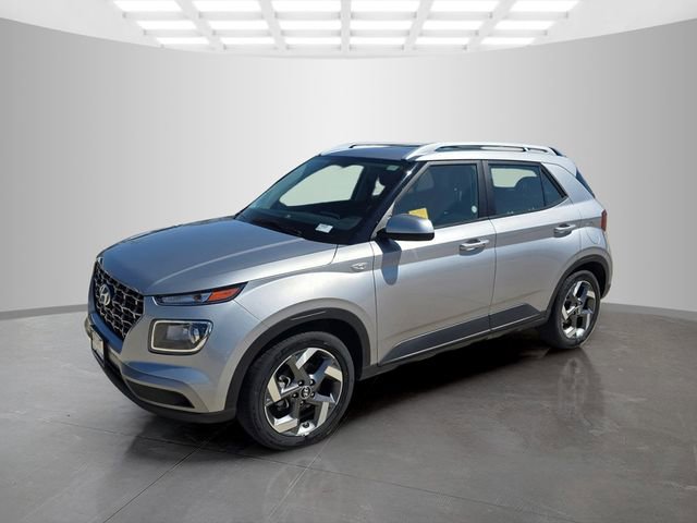 Used 2025 Hyundai Venue SEL FWD image 4