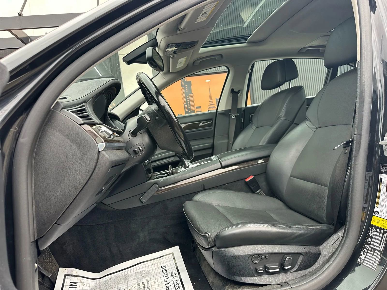 Used 2012 BMW 750Li xDrive image 9