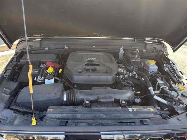 Used 2023 Jeep Wrangler Unlimited Sport image 20