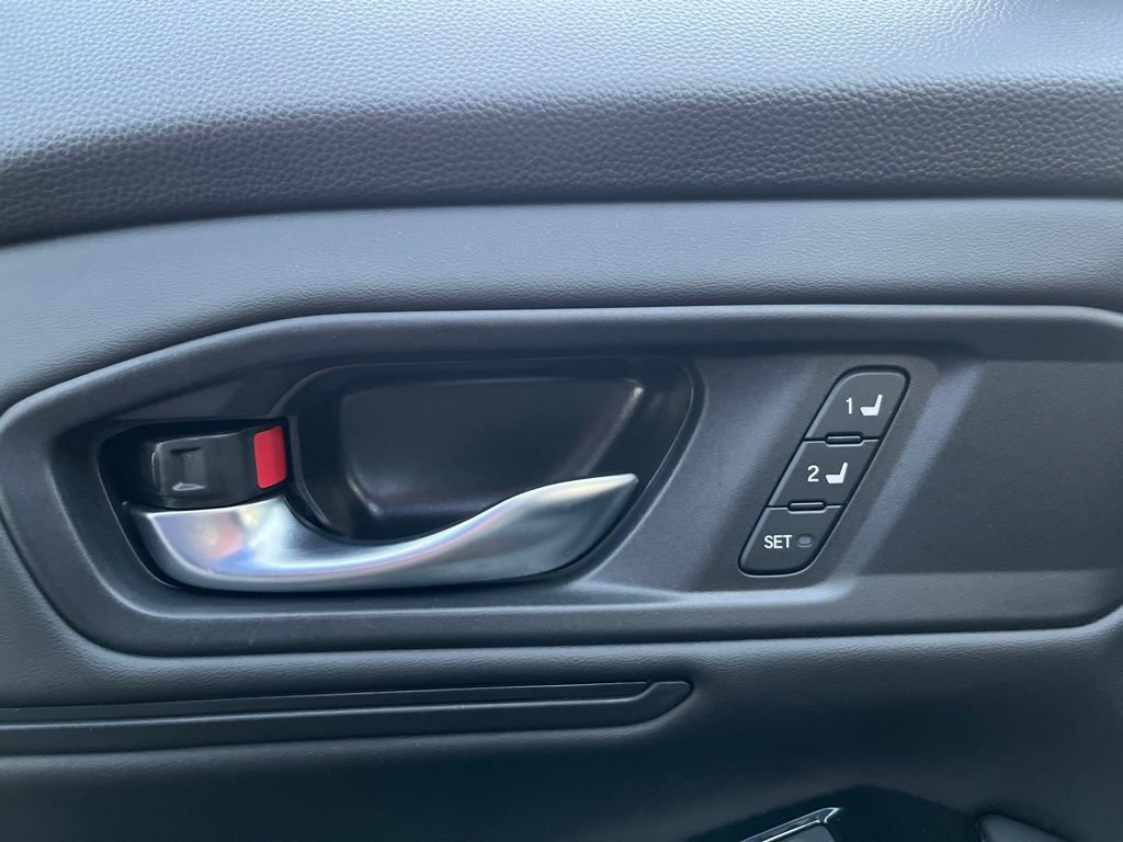 Used 2023 Honda Accord Touring image 10