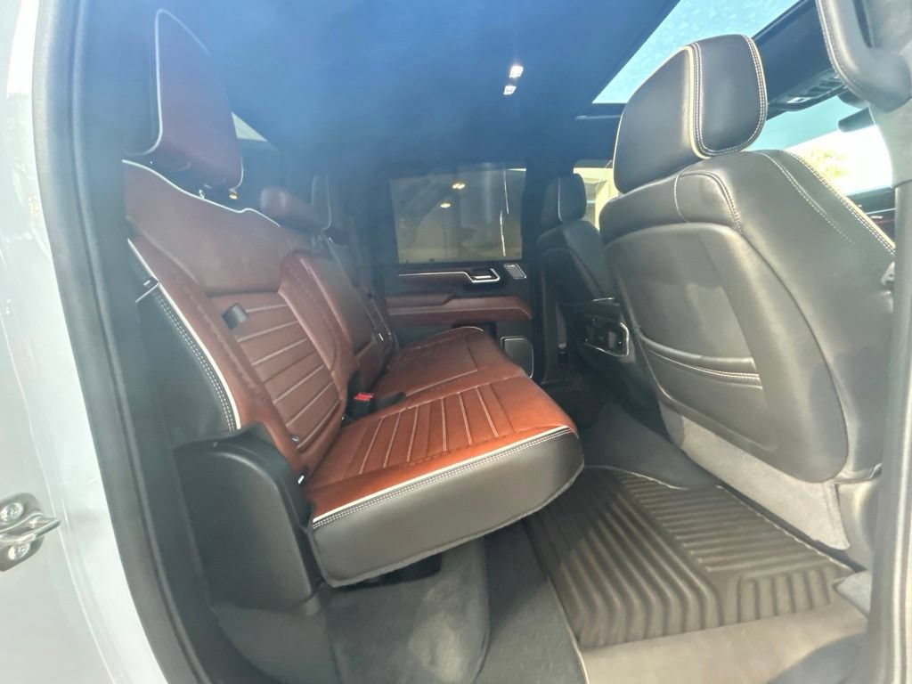 Used 2025 GMC Sierra 2500 Denali Ultimate AWD/4WD image 34