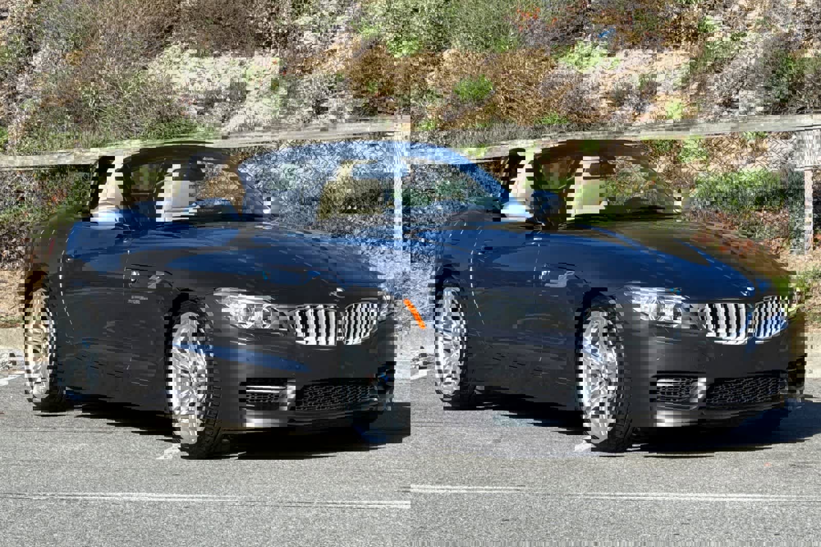 Used 2015 BMW Z4 sDrive35is image 10