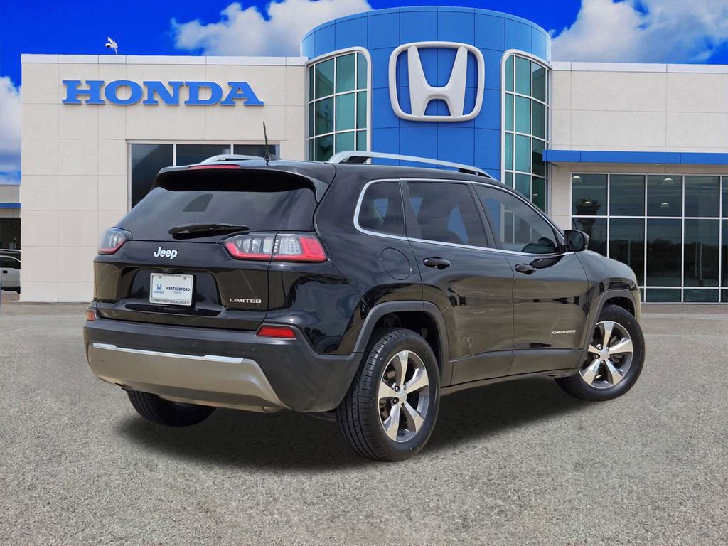 Used 2019 Jeep Cherokee Limited FWD image 3